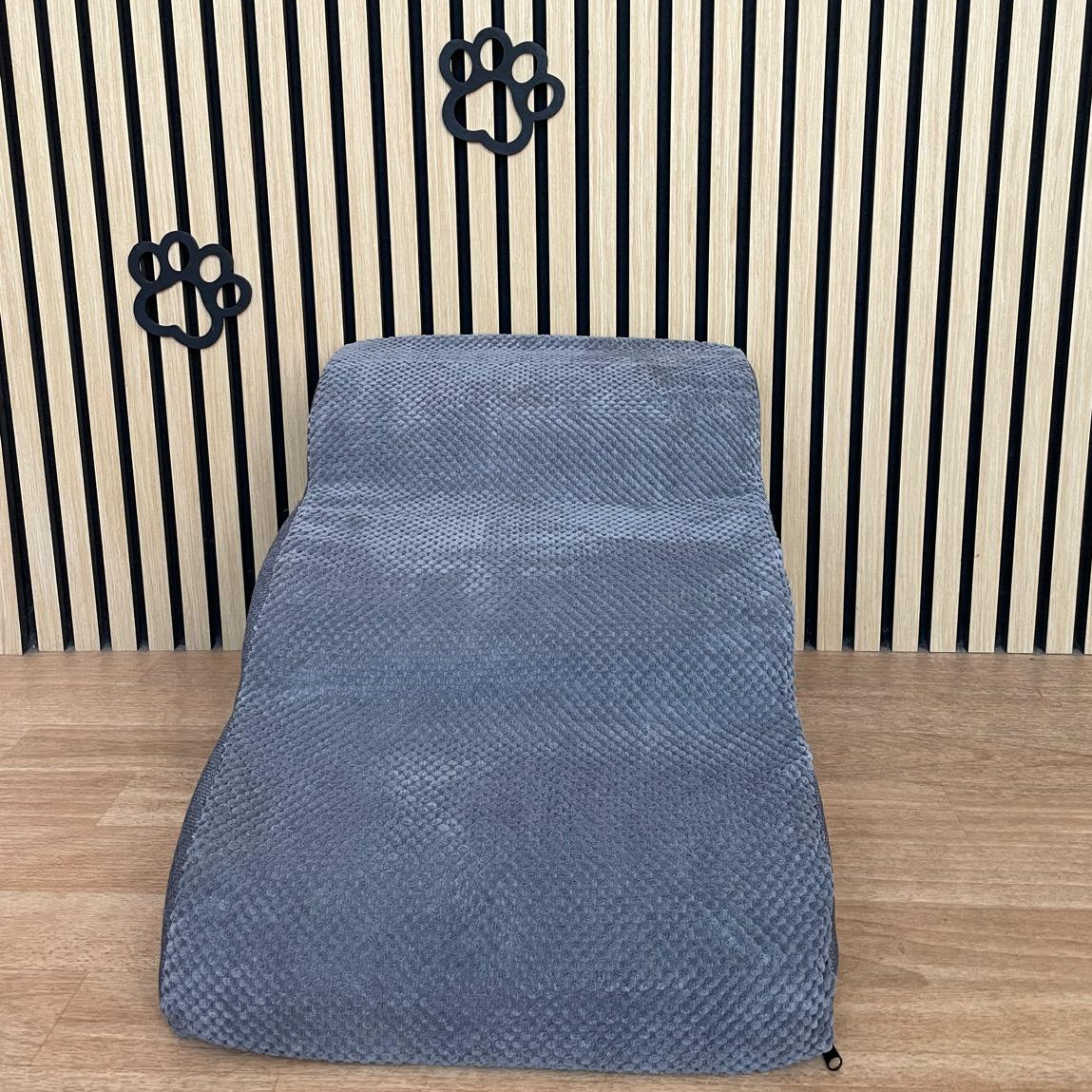 Premium Orthopädische Dackeltreppe – Gelenkschonende Schaumstoff-Stufenrampe